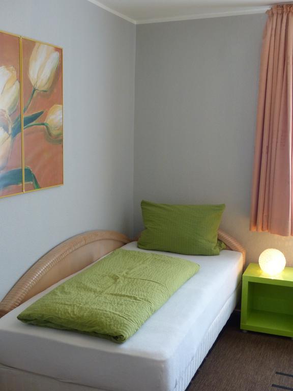Haus Der Gastlichkeit Otel Ratingen Dış mekan fotoğraf
