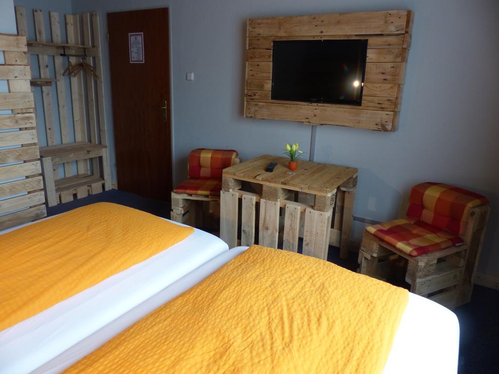 Haus Der Gastlichkeit Otel Ratingen Dış mekan fotoğraf